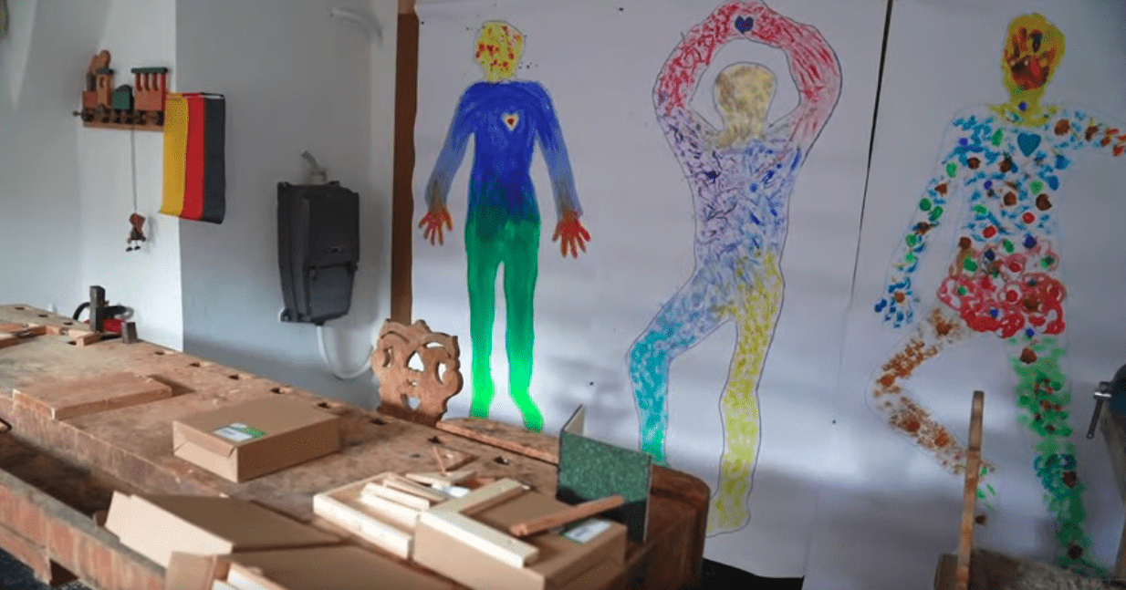 Ton und Holz Werkstatt im Atelier Lichtblick in der Glattbacher Stiftung Sichtweise